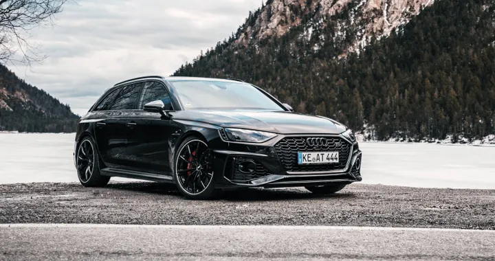 AUDI RS4 Avant: la cura di ABT spreme 530 CV dal motore