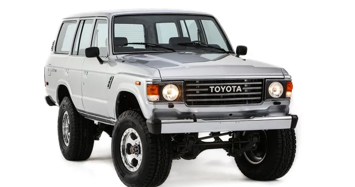 Toyota Turbo Trail Cruiser, ecco il restomod che fa rivivere la Land Cruiser FJ60 del passato Toyota Turbo Trail Cruiser, ecco il restomod che fa rivivere la Land Cruiser FJ60 del passato