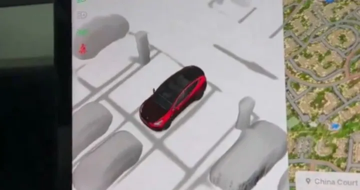 Tesla, arriva il nuovo sistema per l'assistenza al parcheggio in 3D