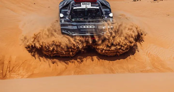 Audi RS Q e-tron: è vittoria ad Abu Dhabi, dopo la Dakar
