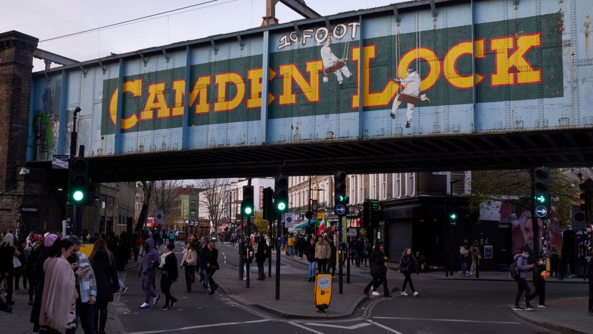 Via le auto: dopo Oxford Street, Londra pedonalizza un'altra iconica strada