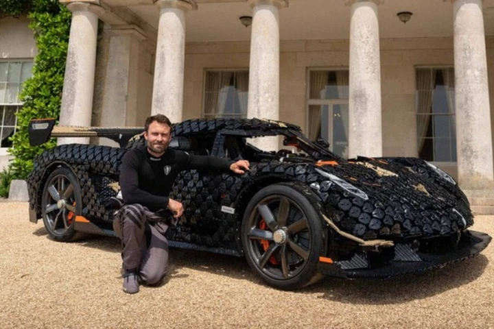 La Koenigsegg di LEGO va a 111 km/h: nuovo primato a Goodwood