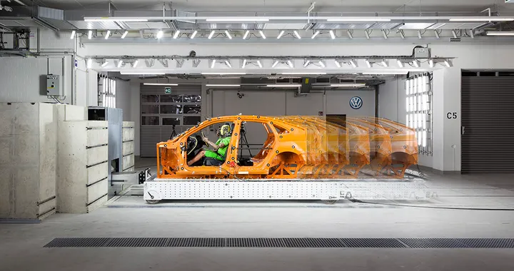 Volkswagen apre un centro high-tech per i crash test