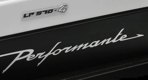 Lamborghini, Domenicali: "Una nuova versione della Huracan a Ginevra"