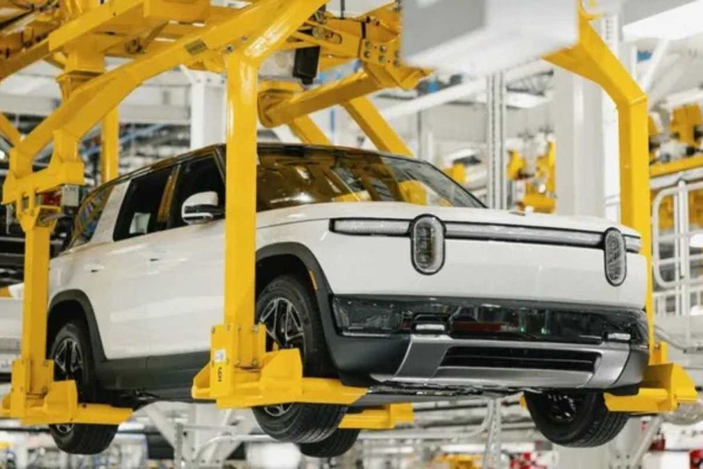 Anteprima: Prende vita la Rivian R2: produzione avviata e consegne vicine