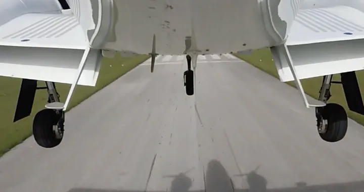 Volo autonomo, effettuato il primo atterraggio senza assistenza da terra