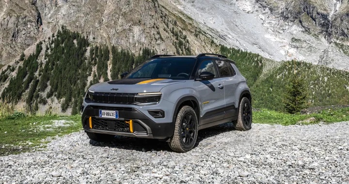 Jeep Avenger 4xe: alla scoperta della serie limitata The North Face Edition