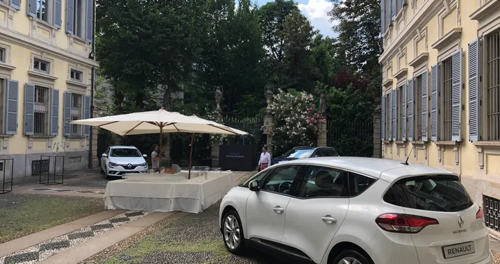 Renault: con la gamma Business semplifica l'offerta e punta ai professionisti