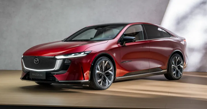 Mazda6e, al via le vendite della berlina elettrica. Si parte da 43.850 euro