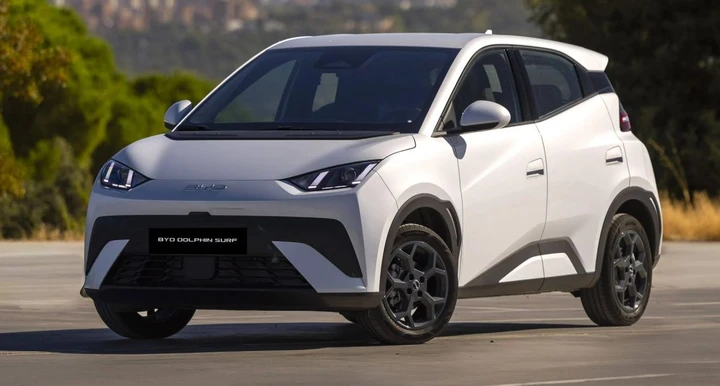 BYD Dolphin Surf, la piccola elettrica 