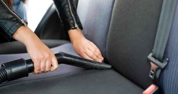 Questo aspiratore Bosch è l’ideale per pulire a fondo l’interno dell’auto