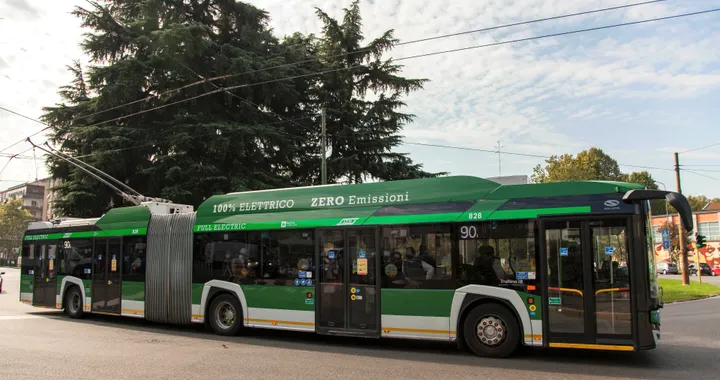 ATM Milano rende più green la sua flotta. Ordine di 50 nuovi filobus a Solaris