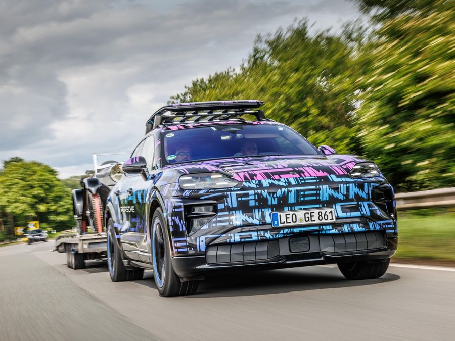 La nuova Porsche Cayenne Electric è da record e guida l’evoluzione del SUV ad alte prestazioni