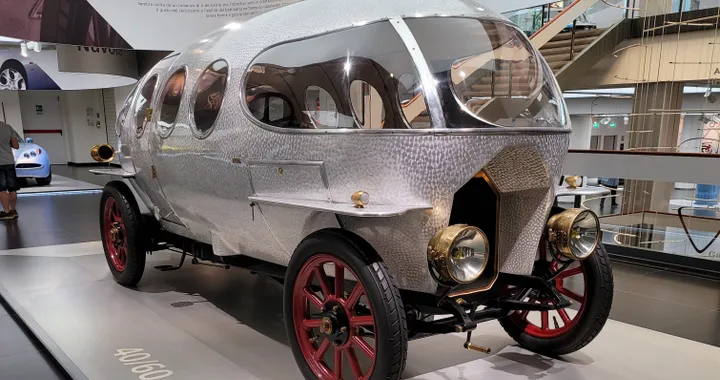 Alfa Romeo compie 111 anni: iniziative, curiosità e le foto del Museo Storico
