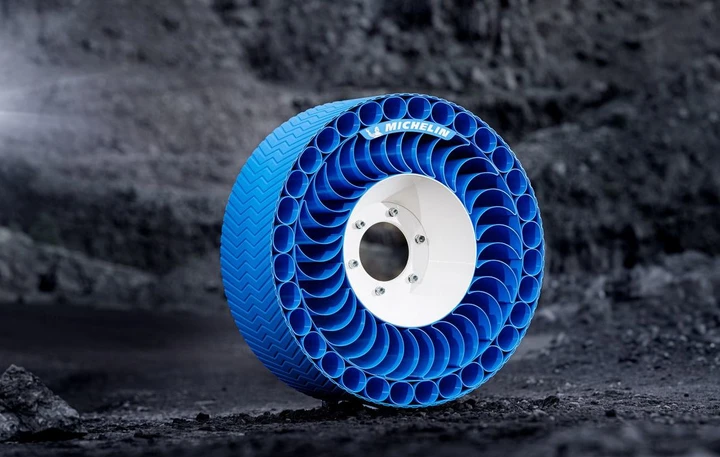Michelin, l'esperienza nei materiali compositi per conquistare la Luna con pneumatici innovativi