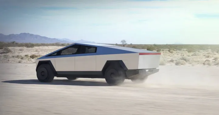 Tesla Cybertruck nella flotta delle lussuose auto della Polizia di Dubai
