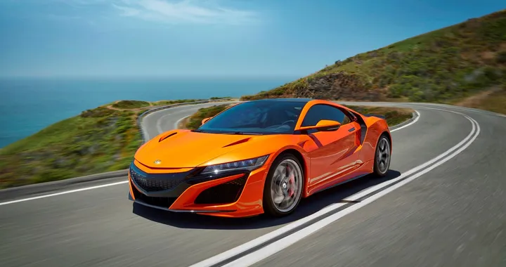 Honda NSX 2019: la supercar ibrida è più veloce e piacevole da guidare