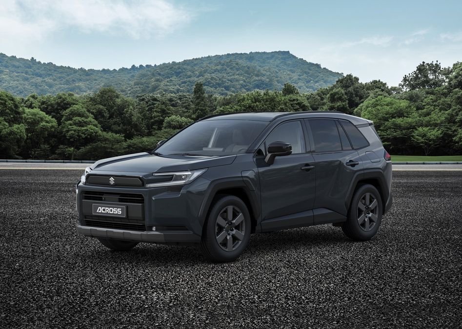 Suzuki Across Plug-in si rinnova così: ecco tutte le novità del SUV