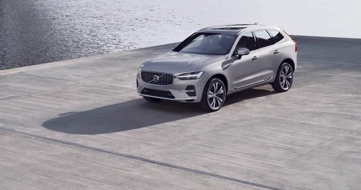 Volvo XC60, il restyling porta l'infotainment con Android