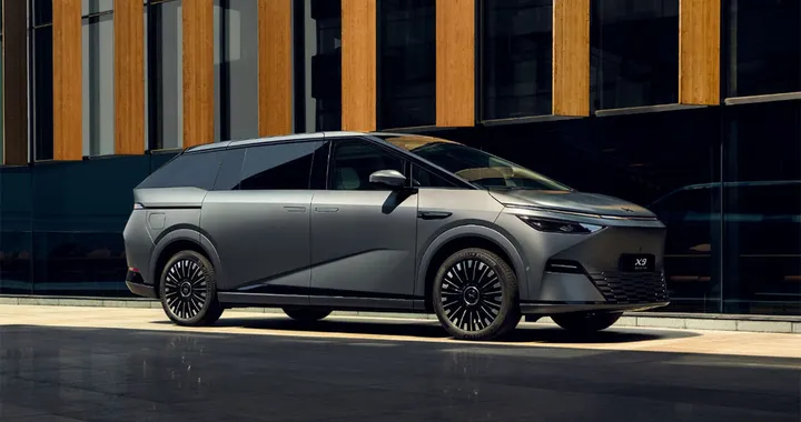 Questa "super range extender" è da record: percorre 450 km in elettrico