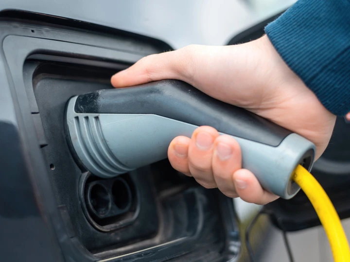 Ecco come Dectravalve migliora l'autonomia e i tempi di ricarica delle auto elettriche