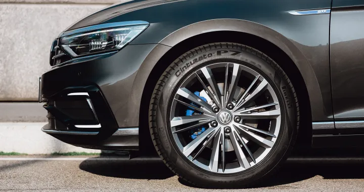 Pirelli Cinturato P7: pneumatico estivo, anche auto sigillante e per elettriche