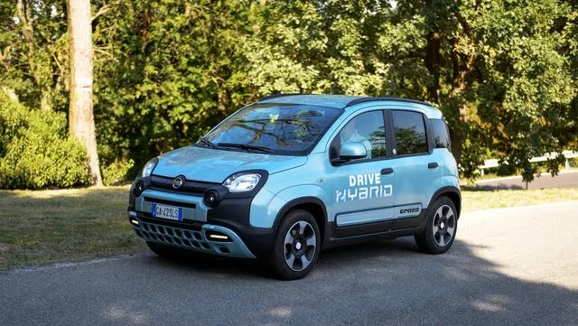 Fiat Panda City Cross Hybrid a metano: kit di conversione e consumi