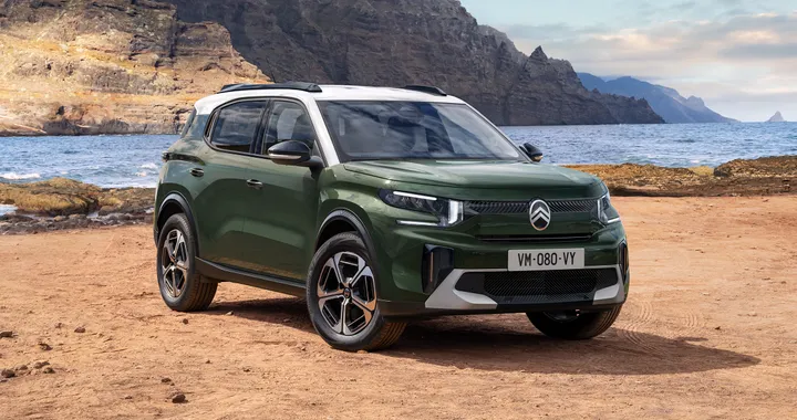 Citroen C3 Aircross, tanto spazio a bordo: fino a 7 posti. Anche elettrica