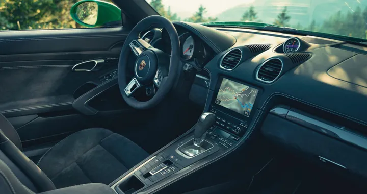 Il cambio PDK è disponibile per tutti i modelli della Porsche 718