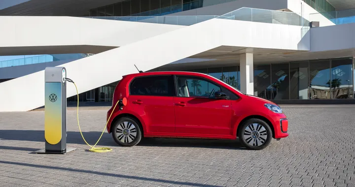 Volkswagen e-up!, boom di ordini: 20.000 unità in Germania in 3 mesi