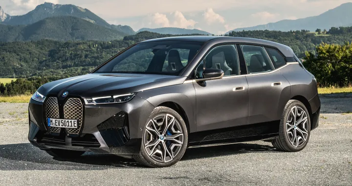 BMW creerà 6.000 nuovi posti di lavoro nel 2022. BMW i4 e iX esaurite da mesi