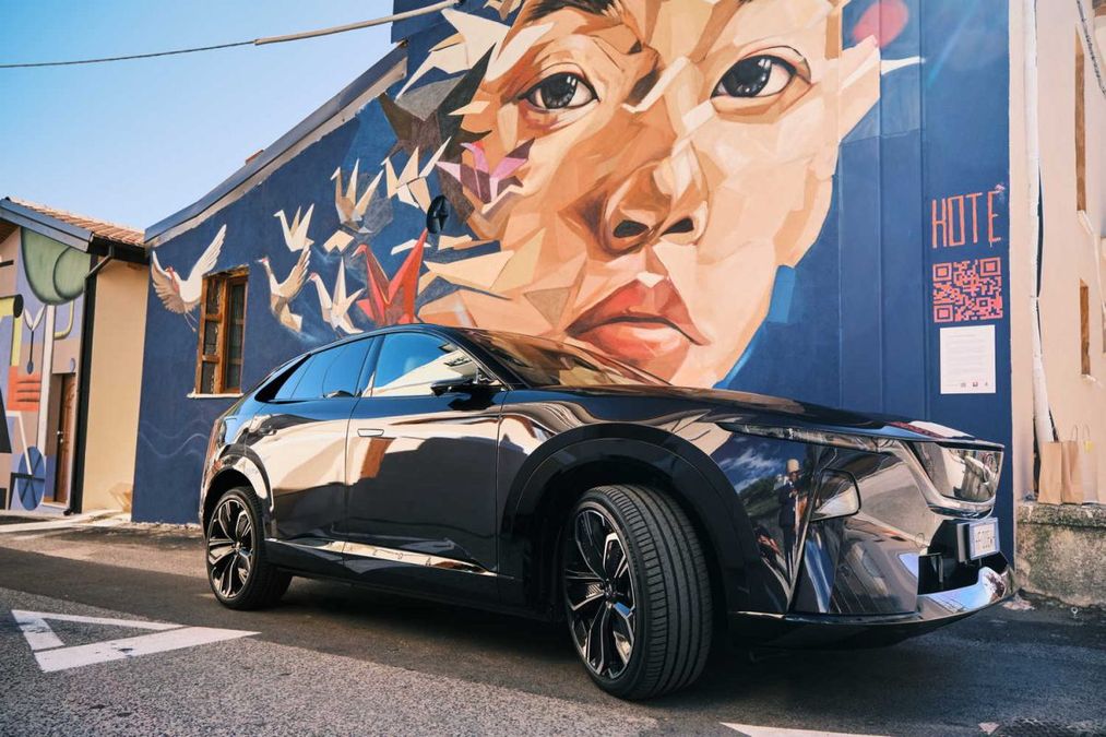 Mazda, da Hiroshima ad Aielli: un murale per raccontare la pace attraverso l’arte