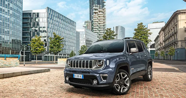 Jeep Renegade con Uconnect Box: il SUV diventa connesso con SIM e app remota