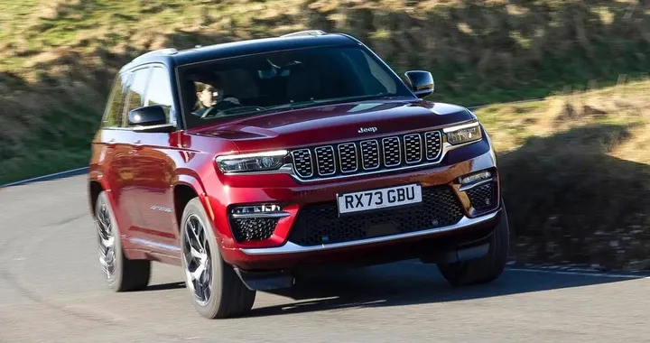 Jeep cambia strategia in Europa: addio alla Grand Cherokee