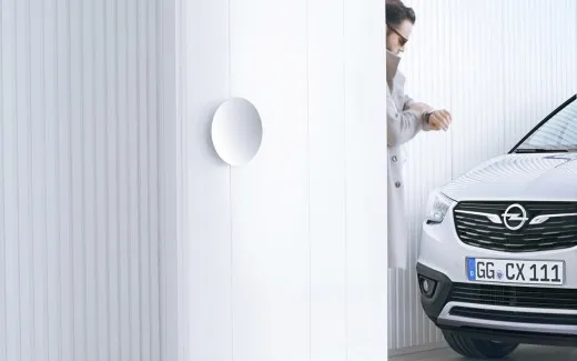Opel Crossland X: online il primo teaser