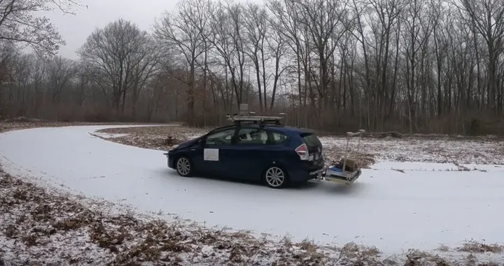 Il MIT aiuta le auto a guida autonoma a &quot;vedere&quot; anche con la neve e la nebbia