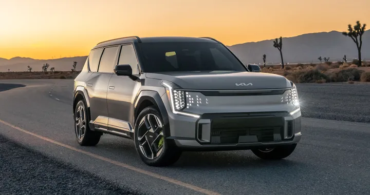KIA EV9 GT, oltre 500 CV per il SUV sportivo da 7 posti. C'è il cambio virtuale