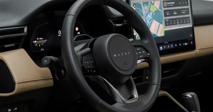 Nuova Mazda CX-5: interni, tecnologia e bagagliaio della terza generazione del SUV