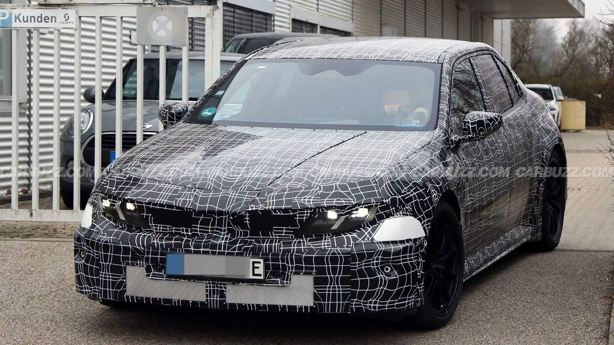 BMW M3 elettrica, avanti con lo sviluppo: design Neue Klasse e 4 motori | Foto spia