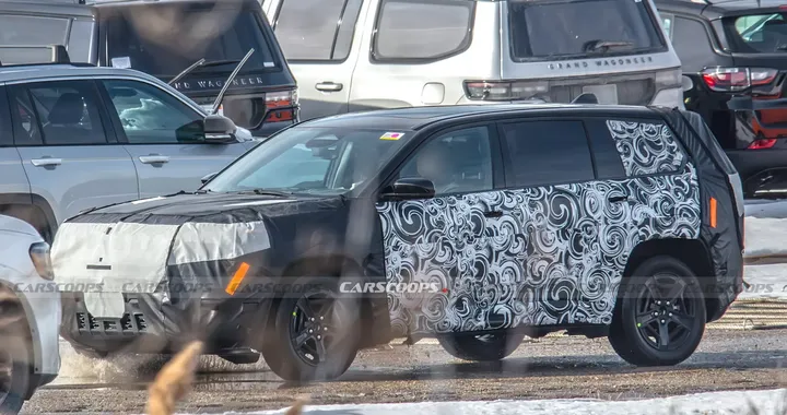 Jeep è al lavoro sull'erede della Cherokee. Ecco le prime foto spia