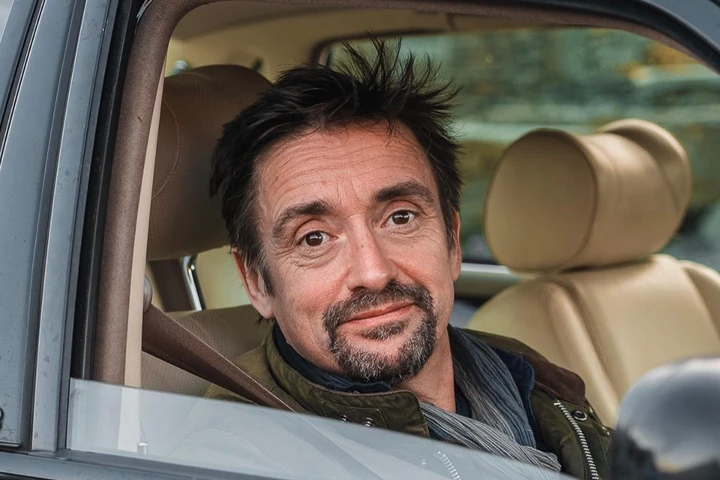 Richard Hammond non perde il vizio: due multe in tre settimane per l’ex Top Gear