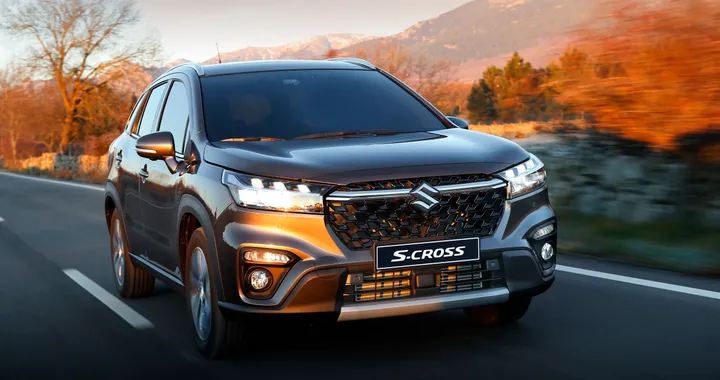Suzuki S-Cross Hybrid, debutta la nuova versione Full Hybrid 1.5 140V