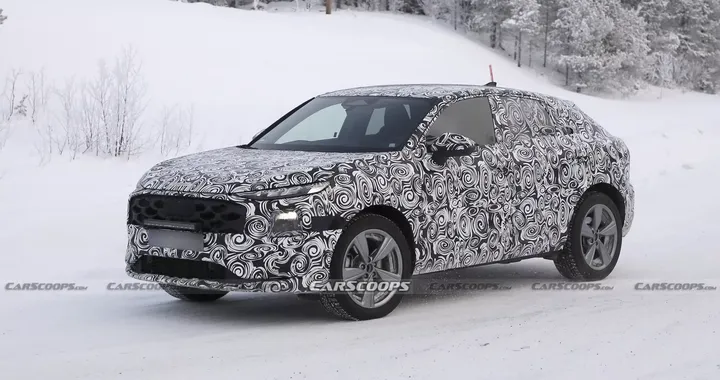 Audi Q3 Sportback 2025, test sulla neve per il nuovo SUV Coupé
