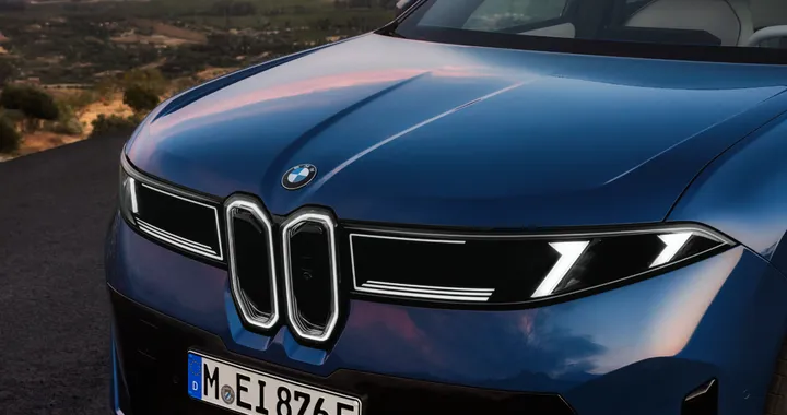 BMW, il fuoristrada anti-Classe G è una cosa seria: ora c'è un brevetto