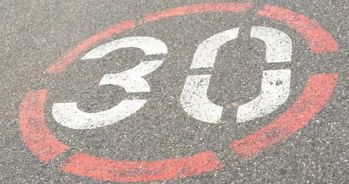 Pavia segue l'esempio di Bologna e diventa &quot;Città 30&quot;