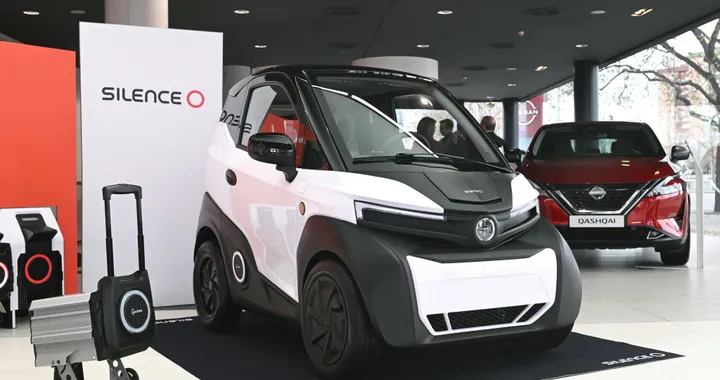 Silence S04: il quadriciclo elettrico sbarca in Italia grazie a Nissan