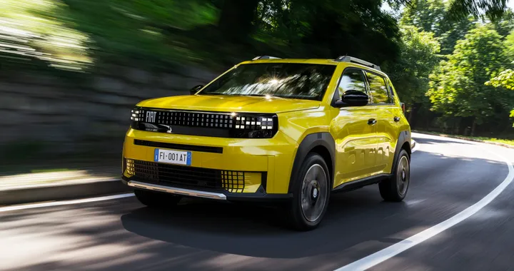 FIAT Grande Panda, in Italia l'attesa sta per finire: priorità all'ibrida