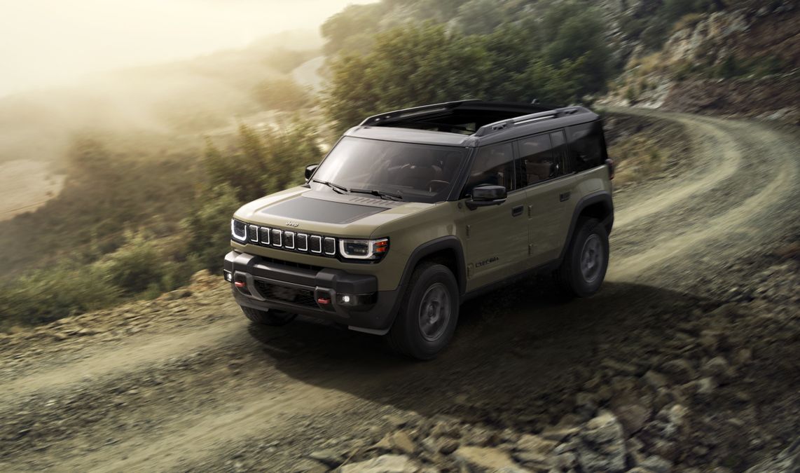 Nuova Jeep Recon 2026 si presenta: ecco il fuoristrada elettrico da 650 CV