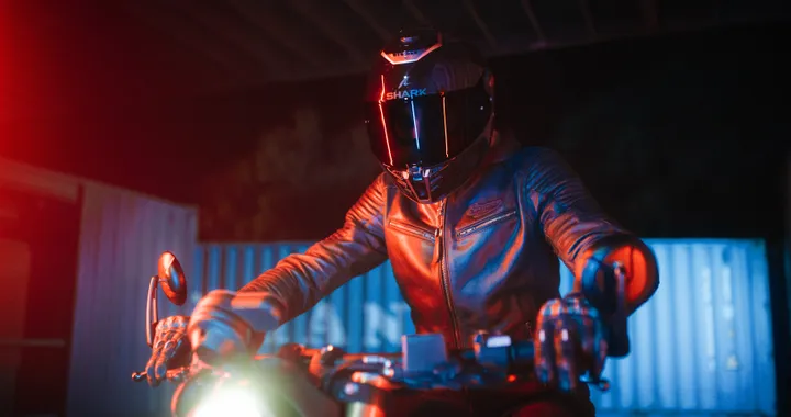 Sicurezza, è di Shark il primo casco da moto omologato ECE 22-06