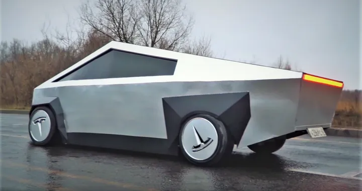 Altro che Tesla, questi youtubers hanno creato il loro Cybertruck in 8 giorni